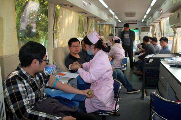 競爭惡劣，獻血車價格也不能成為搶奪市場的主要因素